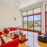 Villa Marina Azul By *